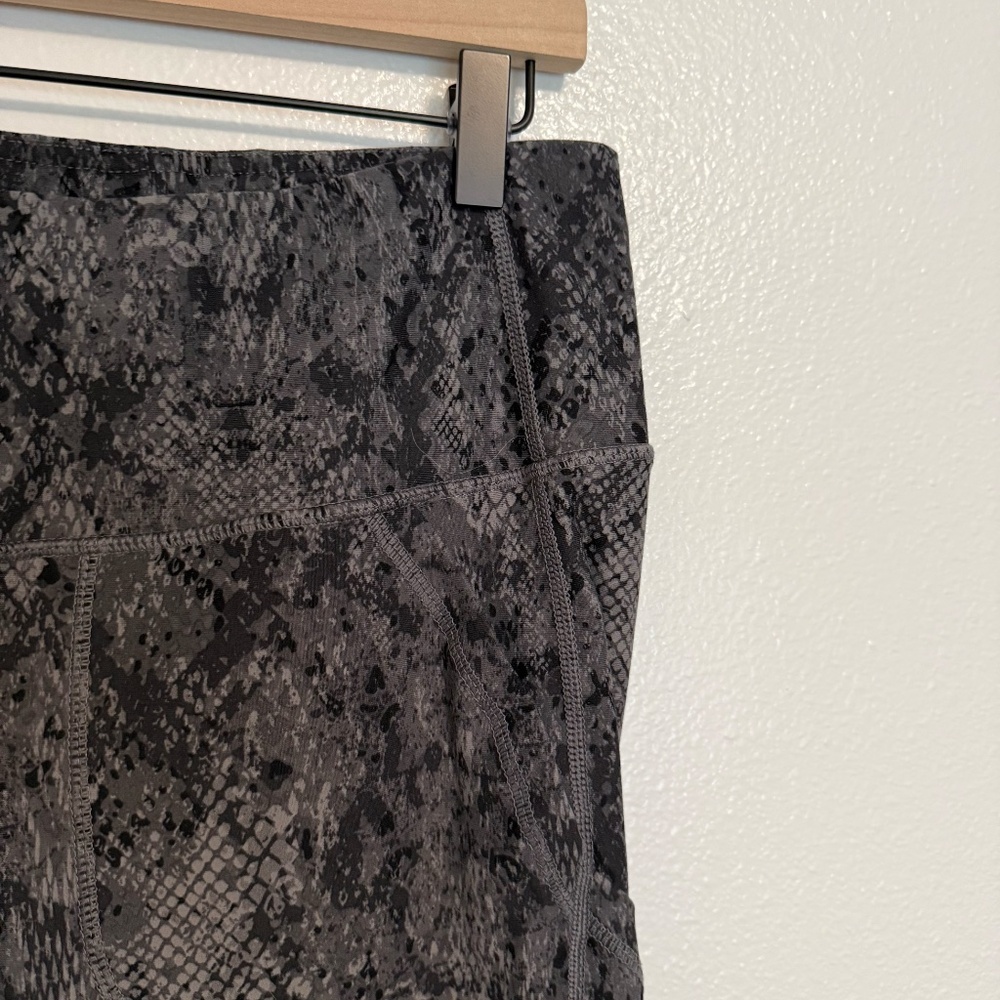 Torrid Active Performance Core 4-Pocket Dusty Sna… - image 4